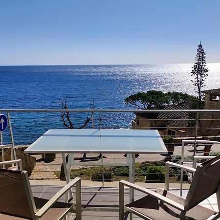 Apartamento Frente Al Mar En La Mejor Ubicacion De Calella 卡莱利亚德帕拉弗鲁赫尔 外观 照片